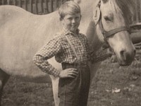 b19 - Fritz-Georg Froboese mit Pferd